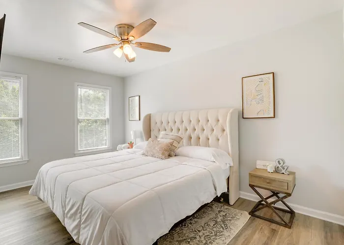 Spacious Atlanta Home ~ 2 Mi To Downtown!